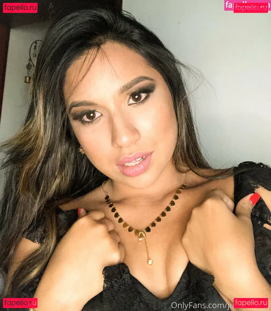 juliarocavip Onlyfans Photo Gallery 