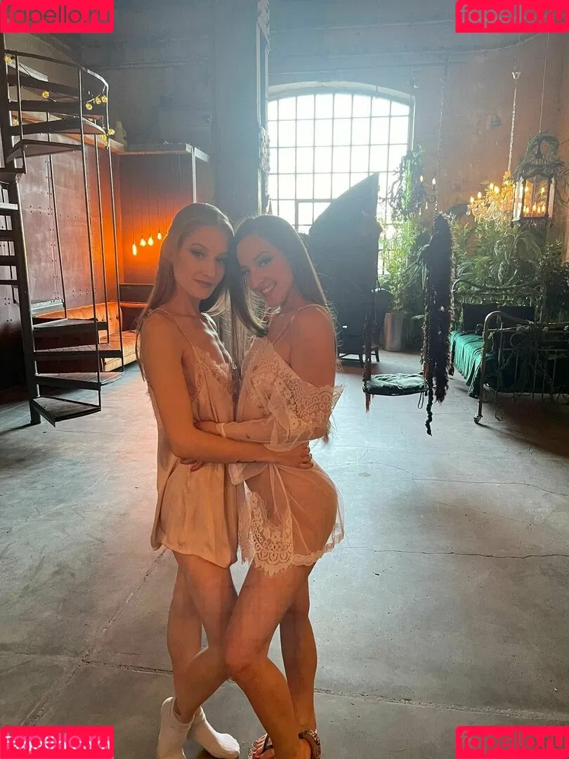 real_tiffany Onlyfans Photo Gallery 