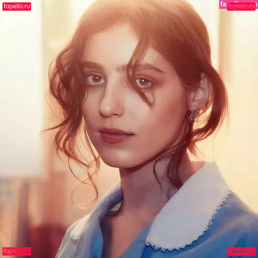 Jasmine van den Bogaerde Onlyfans Photo Gallery 