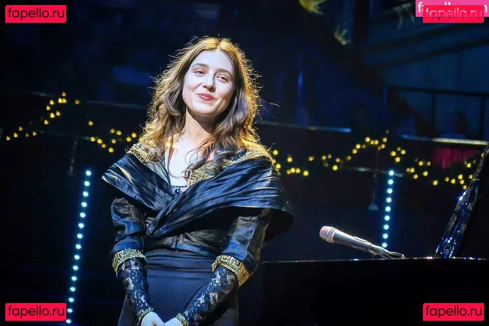 Jasmine van den Bogaerde Onlyfans Photo Gallery 