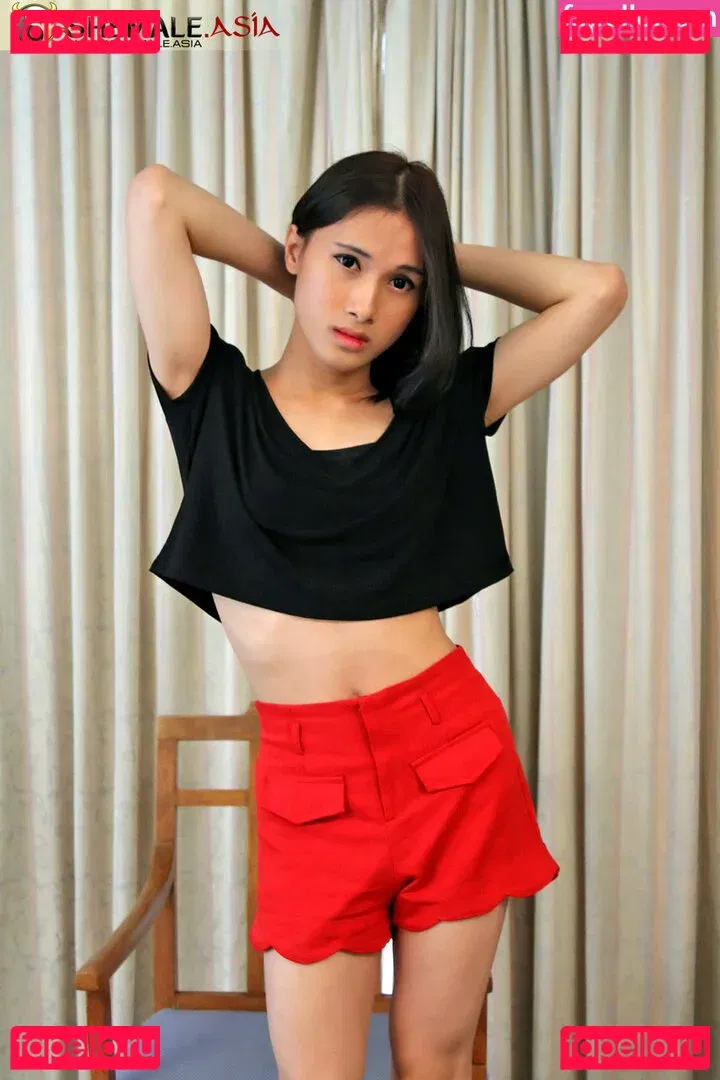 Ladyboy Pooh Onlyfans Photo Gallery 