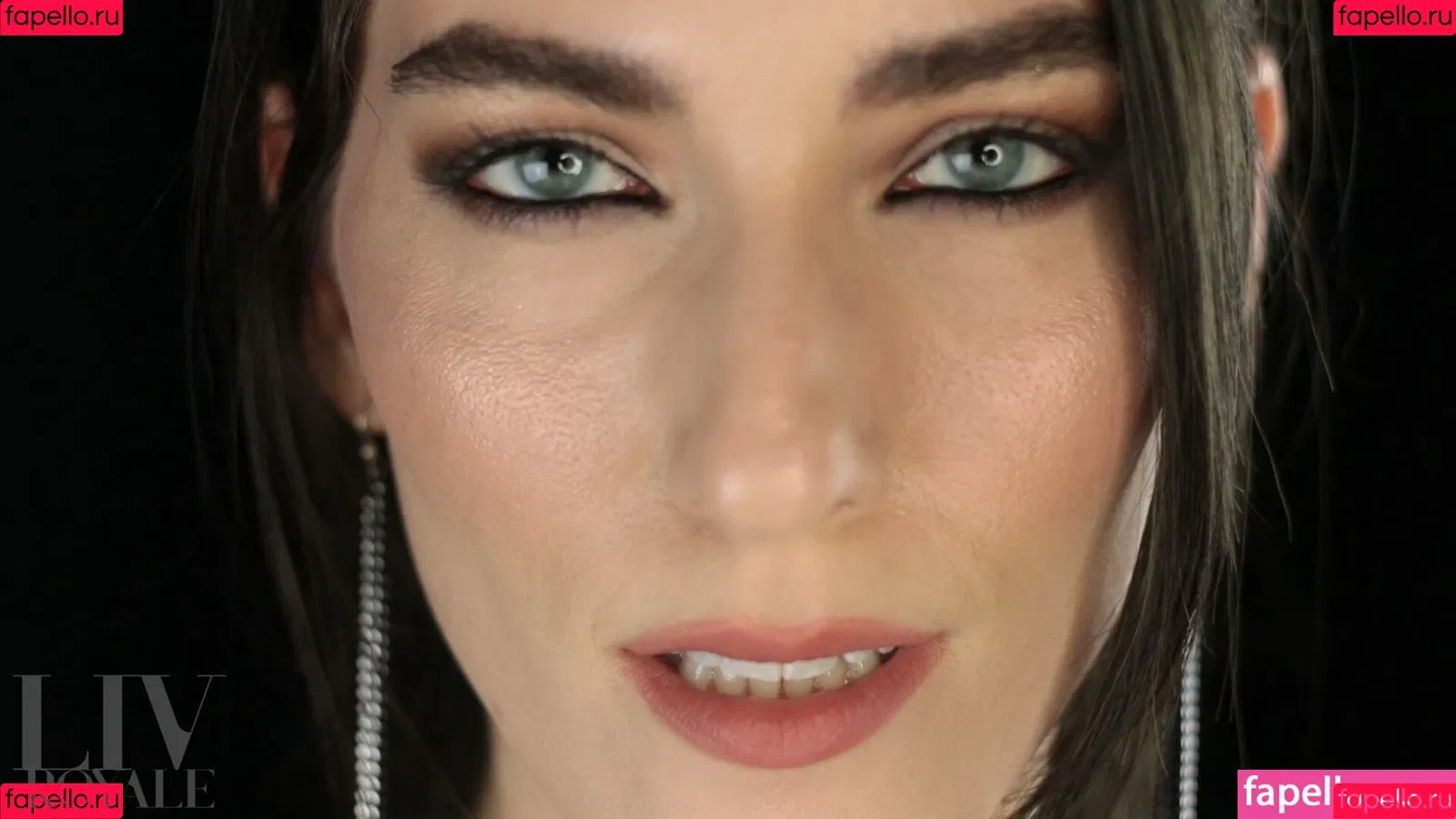 Eye Contact Onlyfans Photo Gallery 