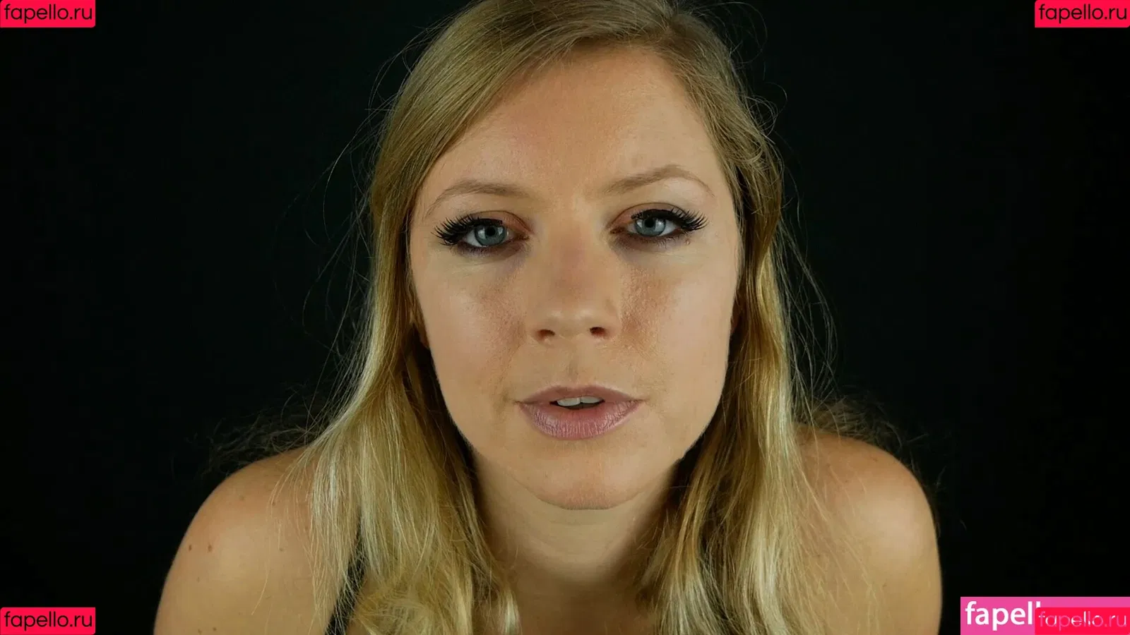 Eye Contact Onlyfans Photo Gallery 