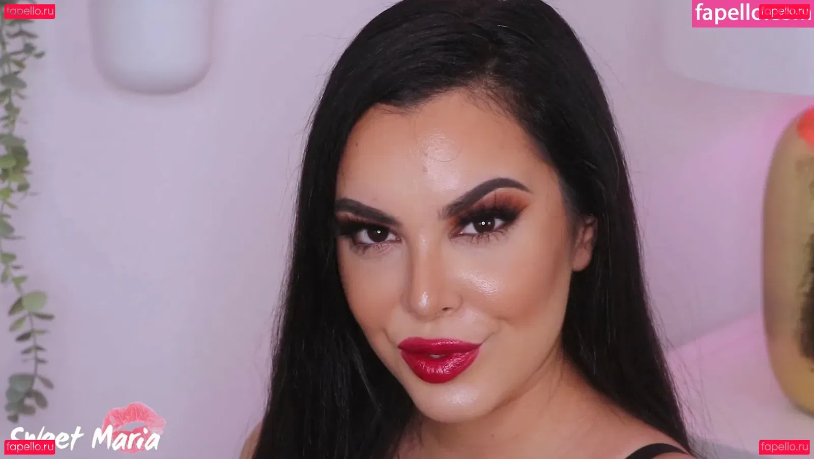 Eye Contact Onlyfans Photo Gallery 