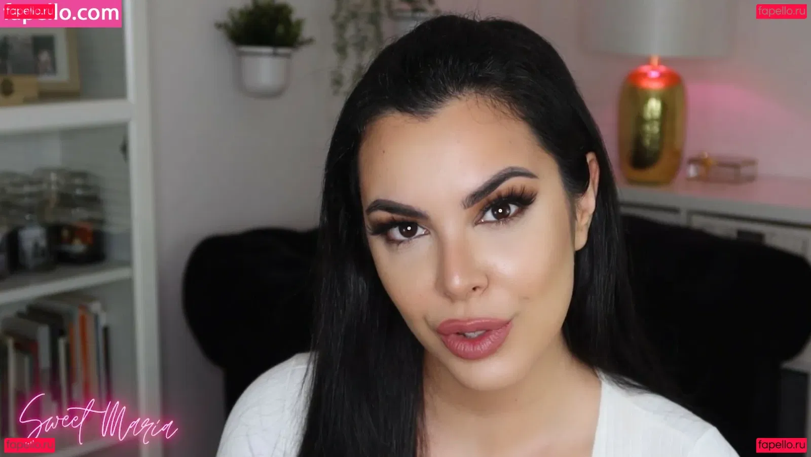 Eye Contact Onlyfans Photo Gallery 