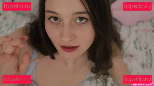 Eye Contact Onlyfans Photo Gallery 