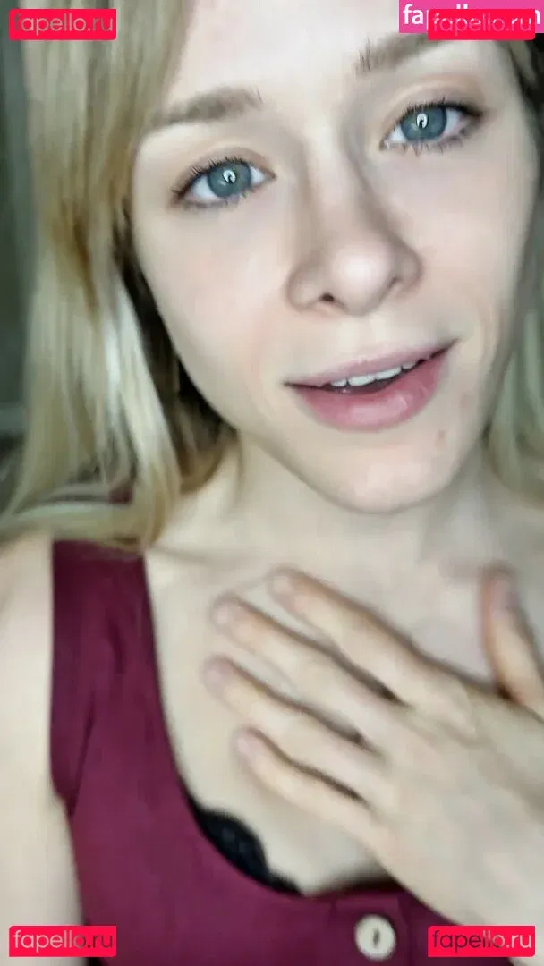 Eye Contact Onlyfans Photo Gallery 