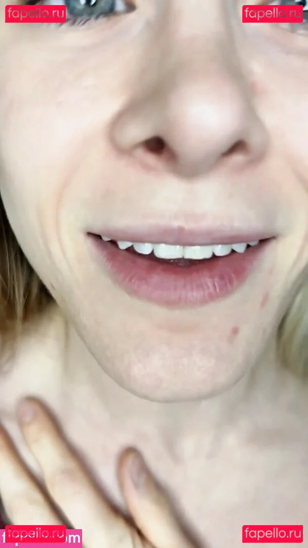 Eye Contact Onlyfans Photo Gallery 