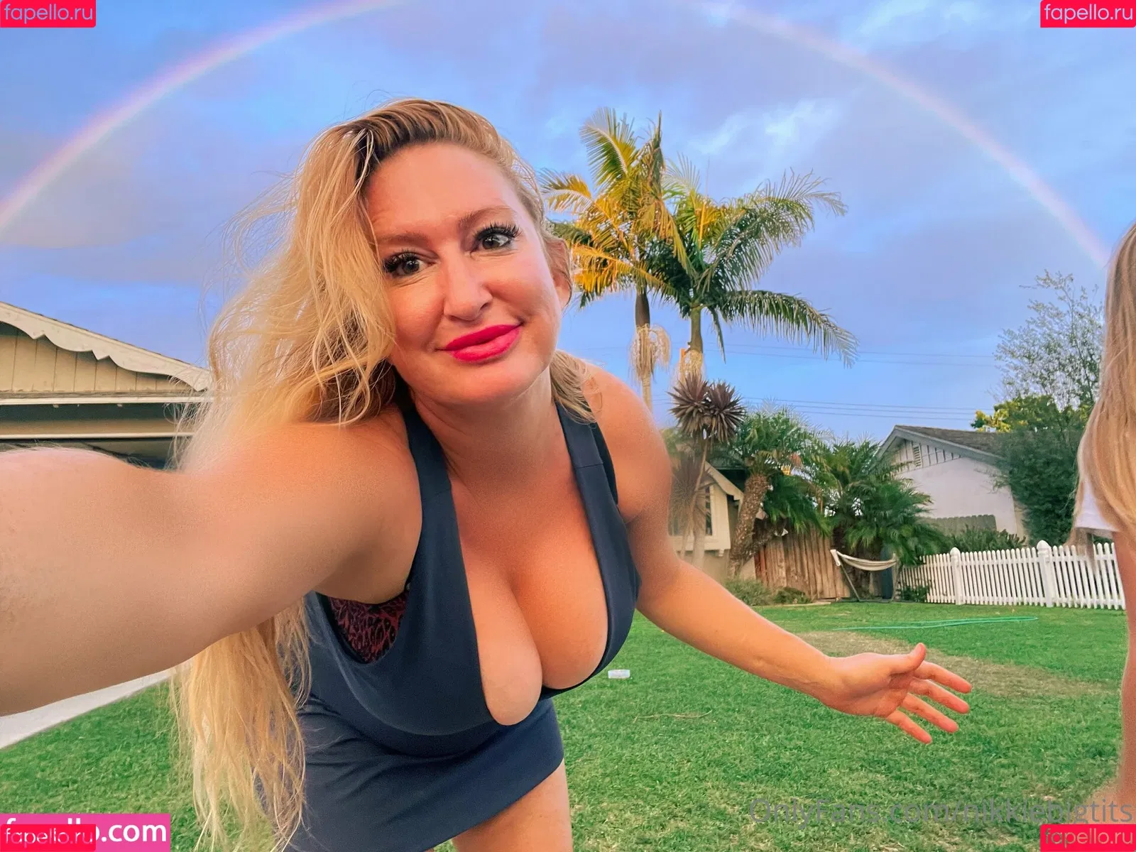 nikkiebigtits Onlyfans Photo Gallery 