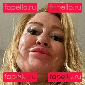 nikkiebigtits Onlyfans Photo Gallery 