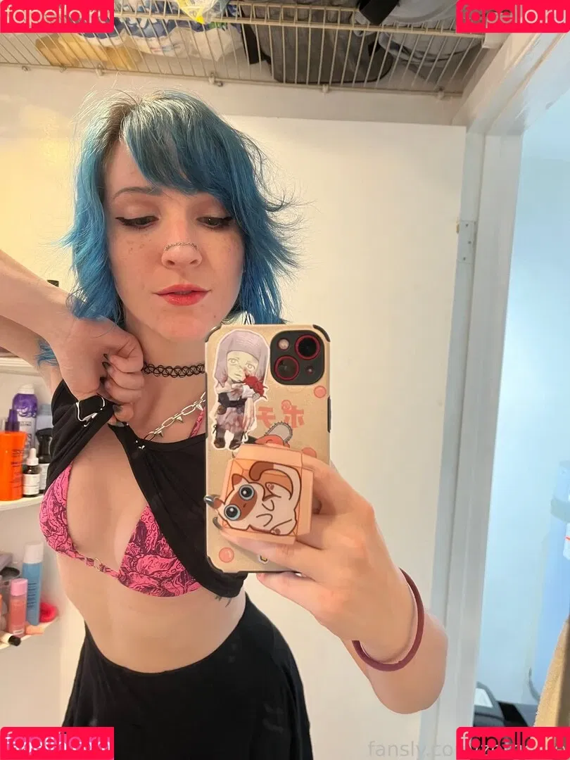 zerggiee Onlyfans Photo Gallery 