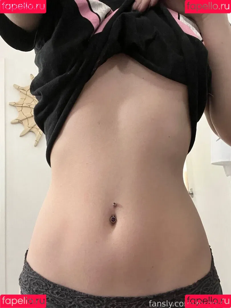 zerggiee Onlyfans Photo Gallery 