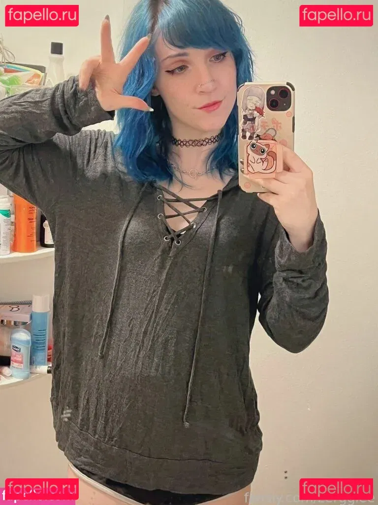 zerggiee Onlyfans Photo Gallery 