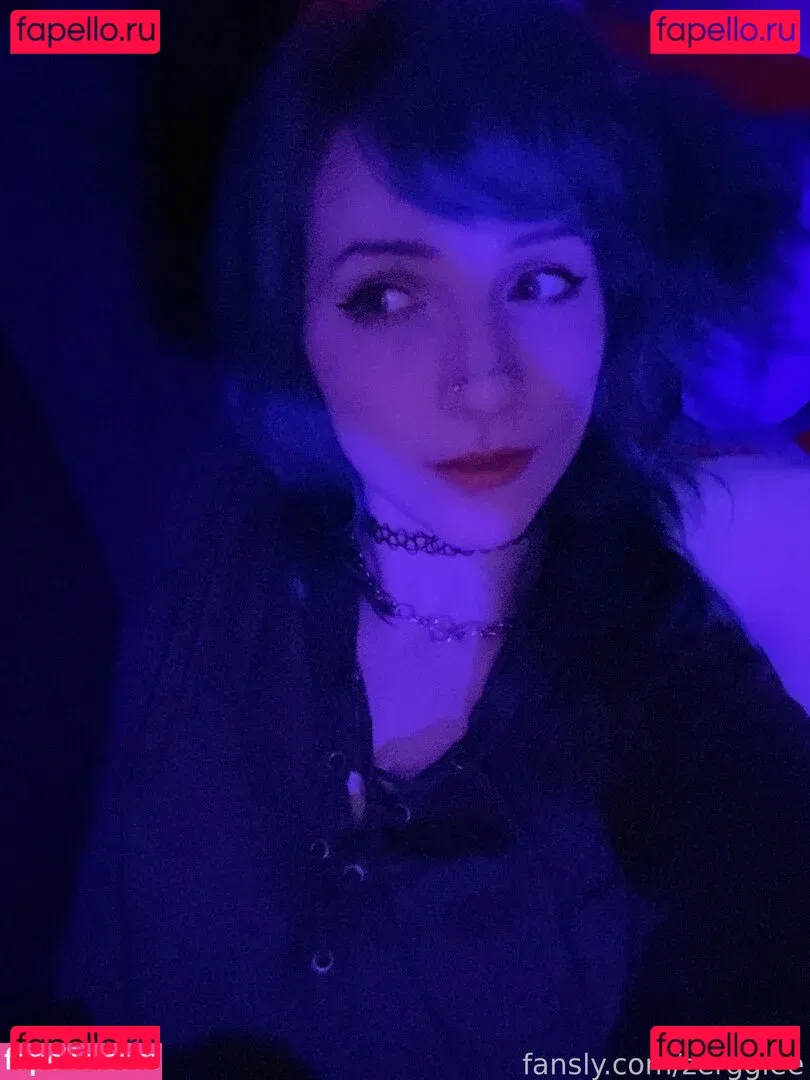 zerggiee Onlyfans Photo Gallery 