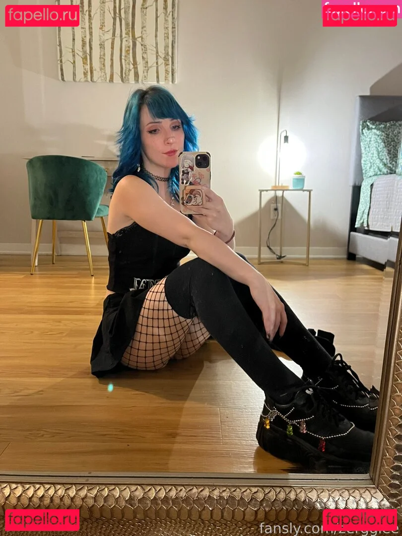 zerggiee Onlyfans Photo Gallery 