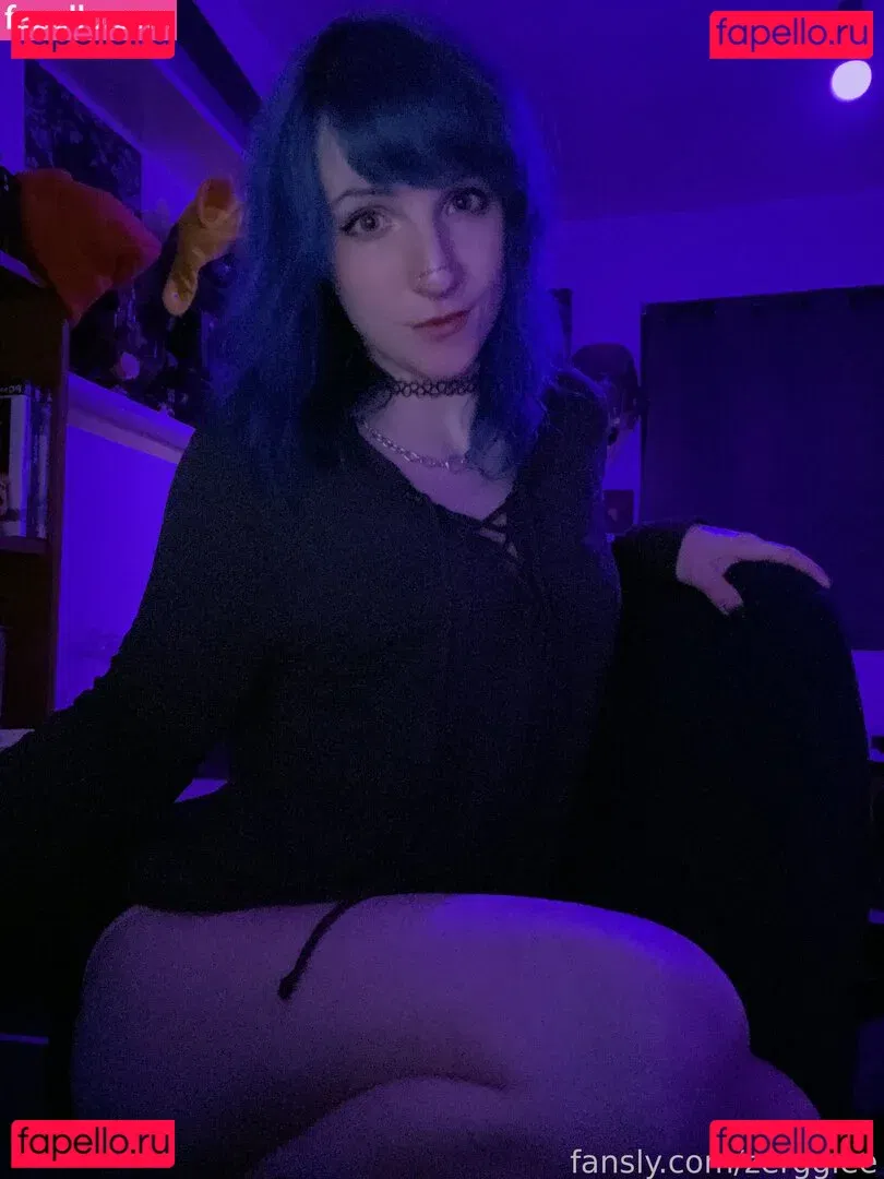 zerggiee Onlyfans Photo Gallery 