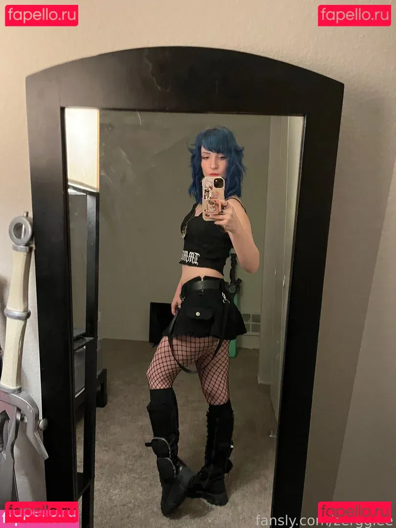zerggiee Onlyfans Photo Gallery 