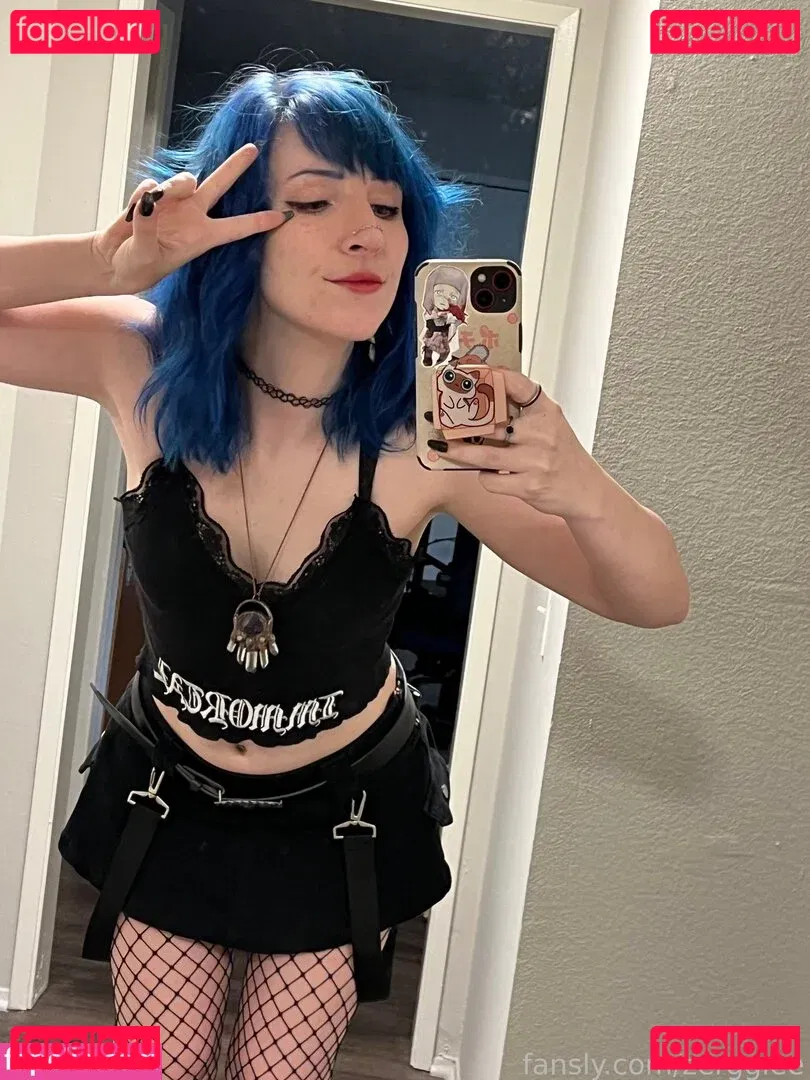 zerggiee Onlyfans Photo Gallery 