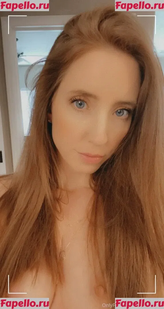 Jennysroom Onlyfans Photo Gallery 