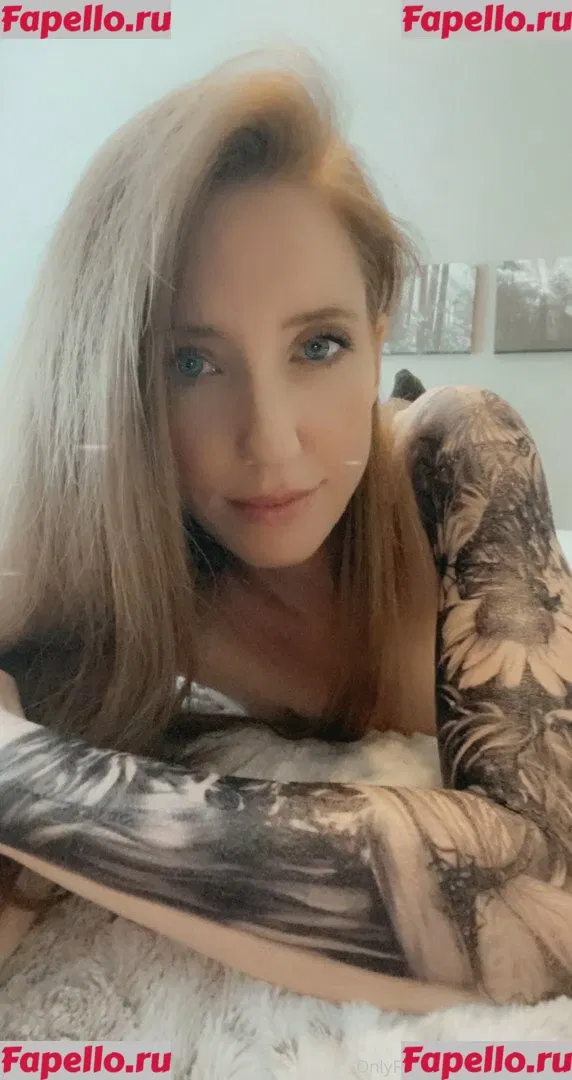 Jennysroom Onlyfans Photo Gallery 