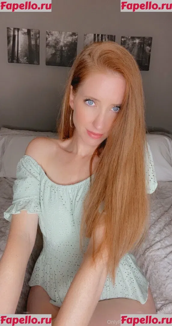 Jennysroom Onlyfans Photo Gallery 