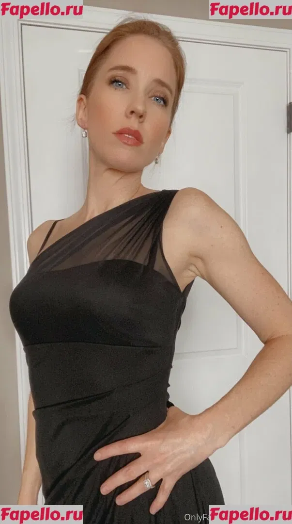 Jennysroom Onlyfans Photo Gallery 