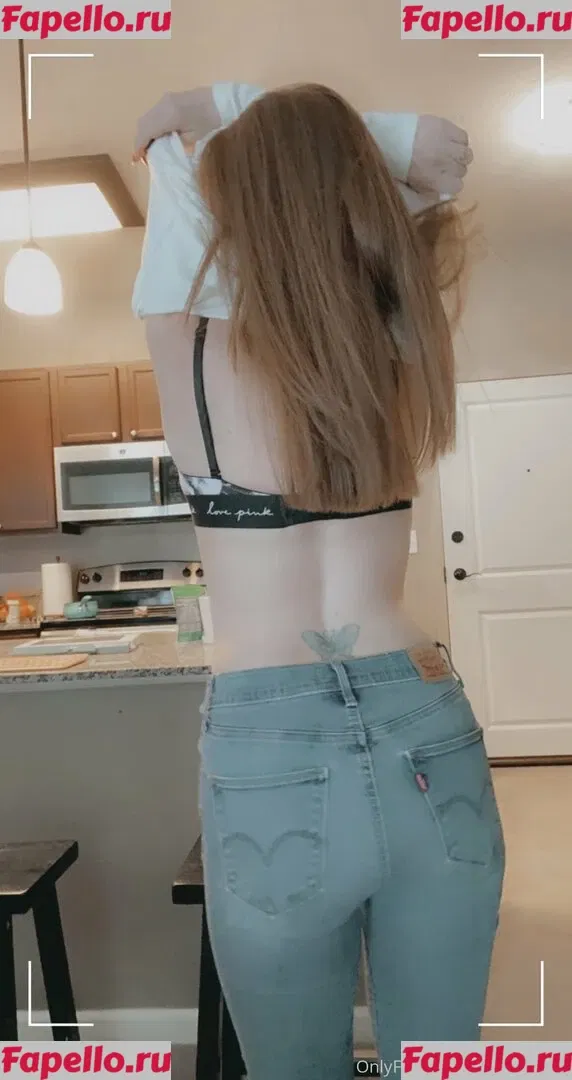 Jennysroom Onlyfans Photo Gallery 
