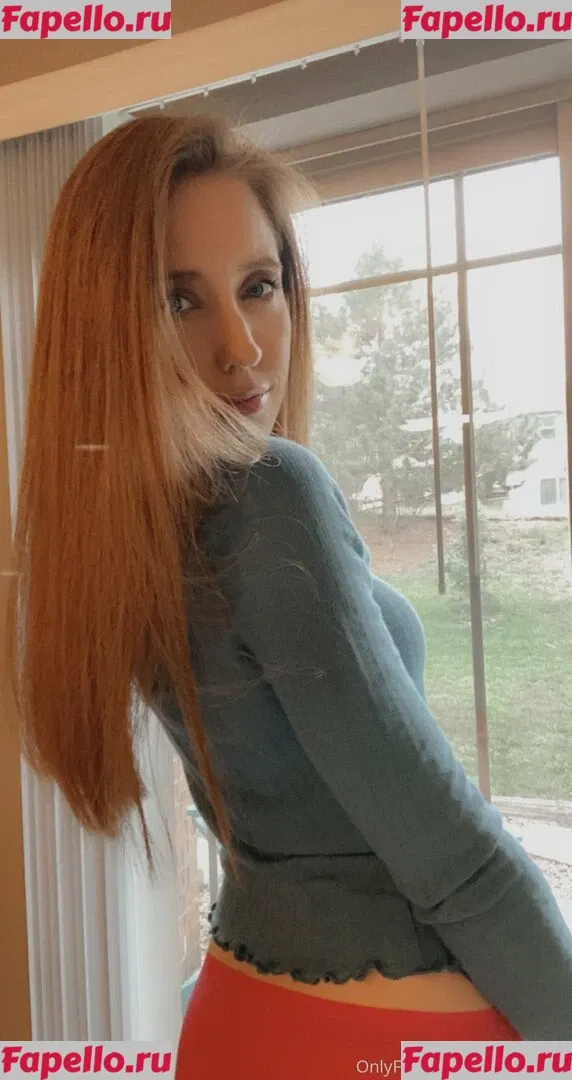 Jennysroom Onlyfans Photo Gallery 