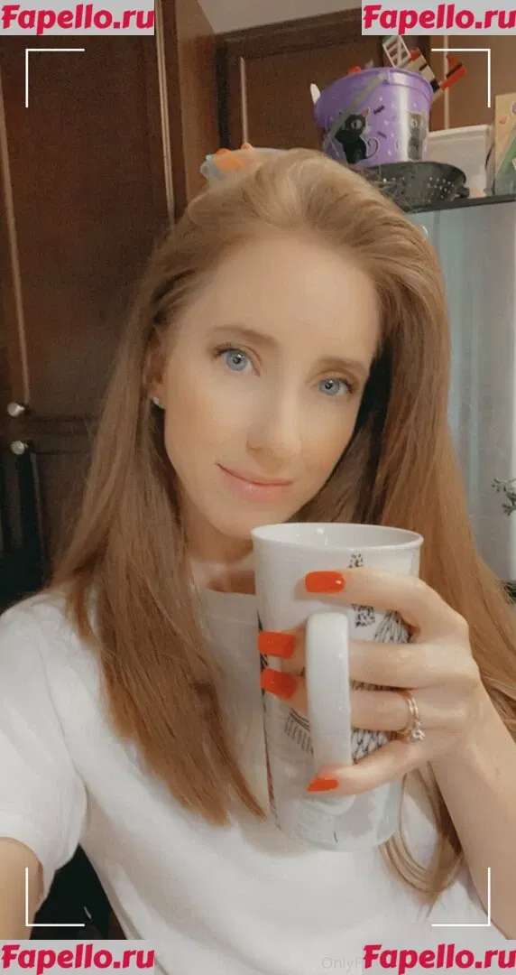 Jennysroom Onlyfans Photo Gallery 