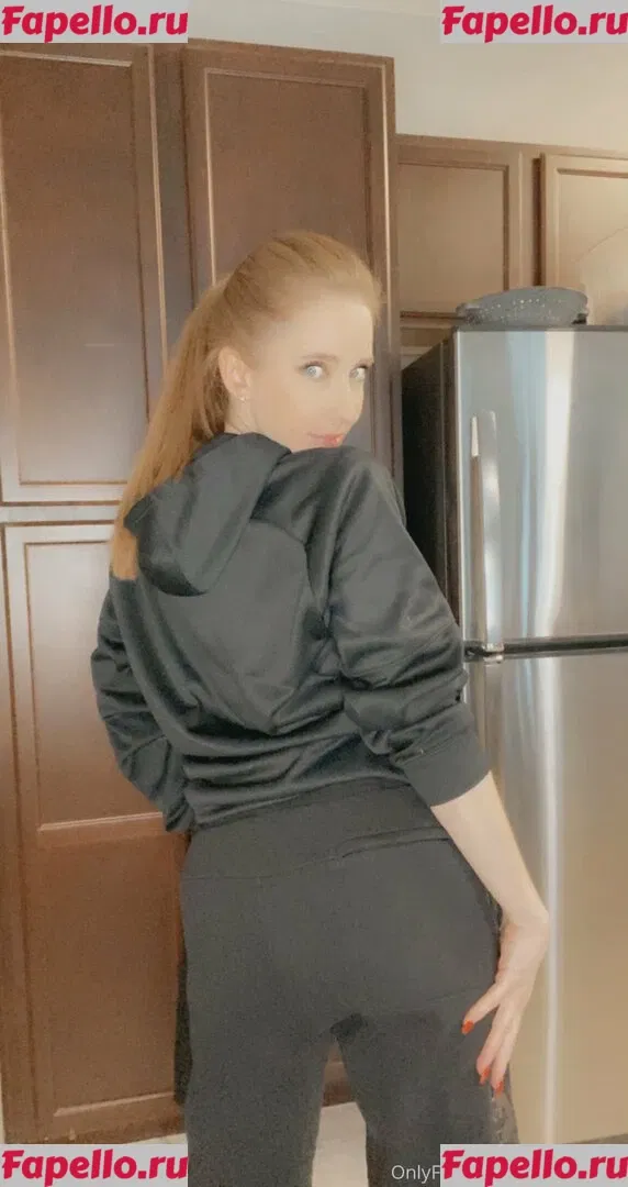 Jennysroom Onlyfans Photo Gallery 