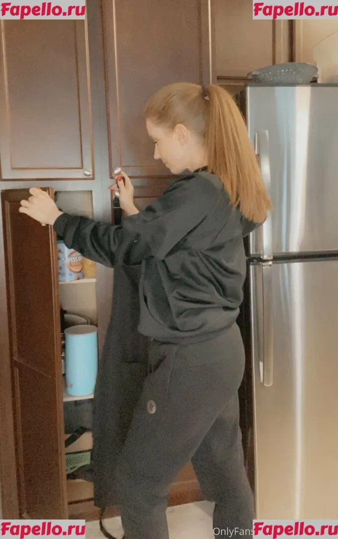 Jennysroom Onlyfans Photo Gallery 