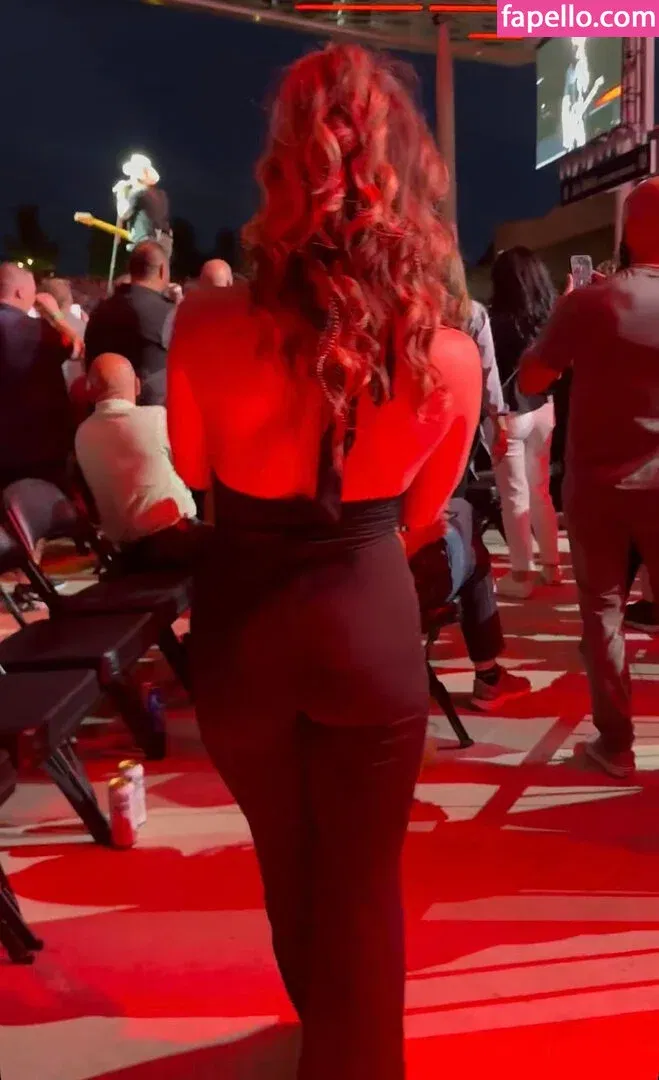 Demi Bagby Onlyfans Photo Gallery 