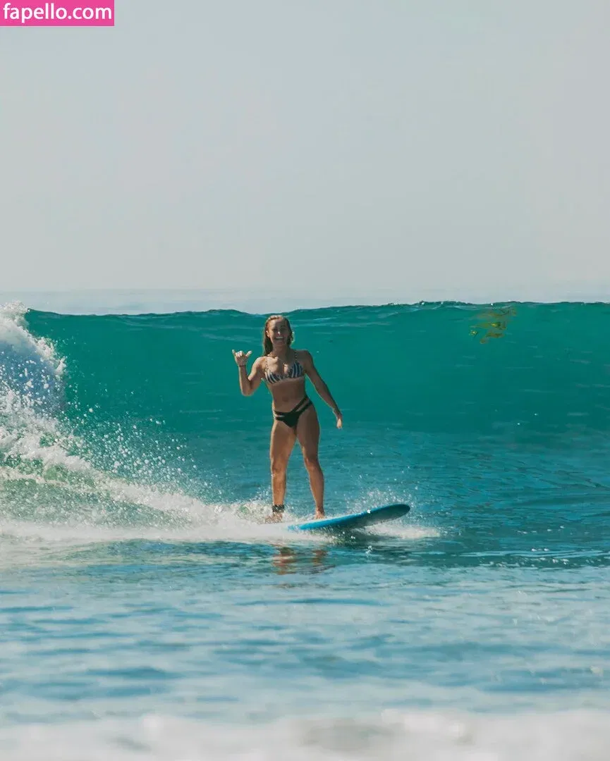 Demi Bagby Onlyfans Photo Gallery 