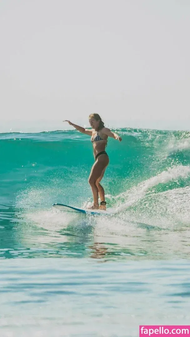 Demi Bagby Onlyfans Photo Gallery 