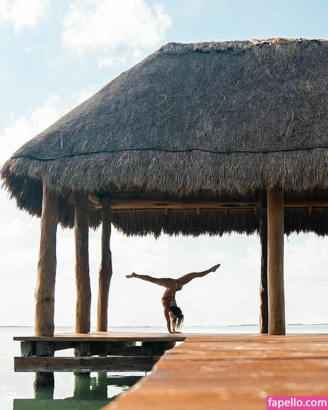 Demi Bagby Onlyfans Photo Gallery 