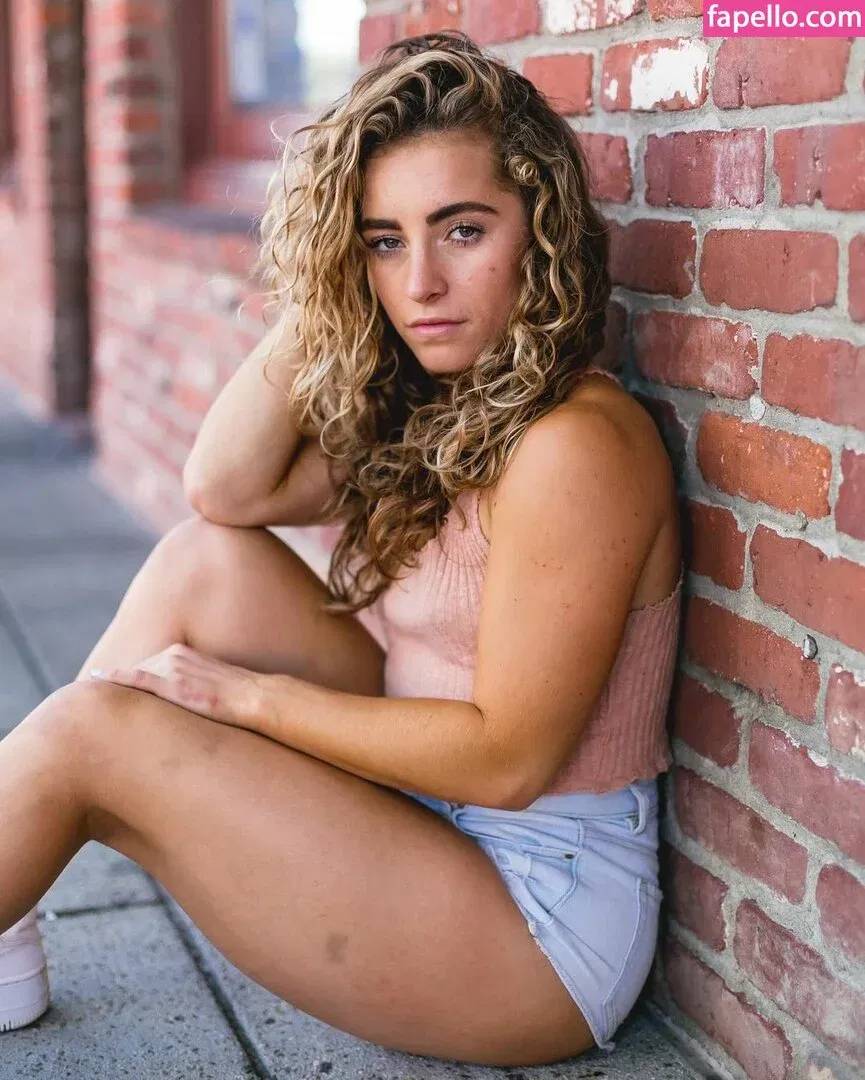 Demi Bagby Onlyfans Photo Gallery 