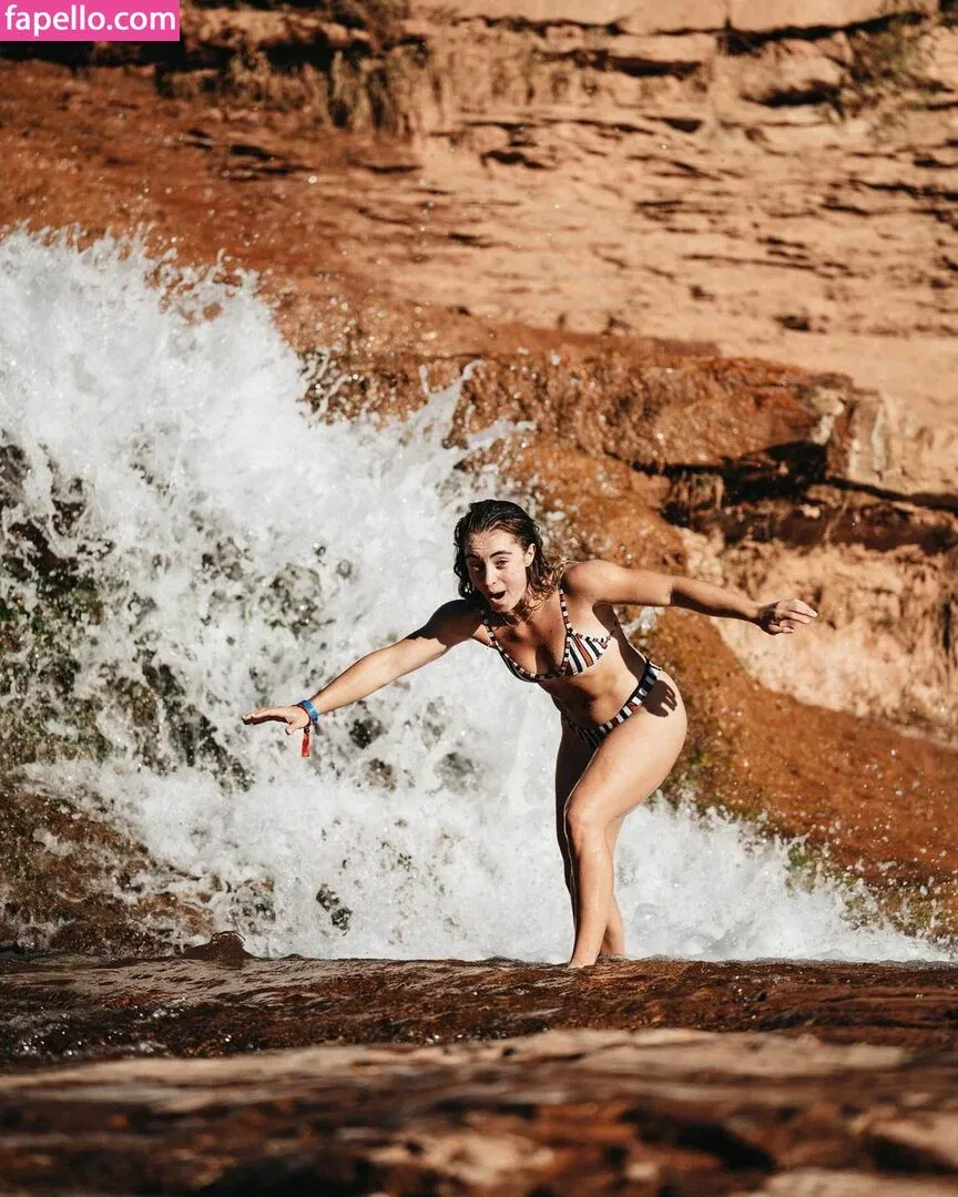 Demi Bagby Onlyfans Photo Gallery 