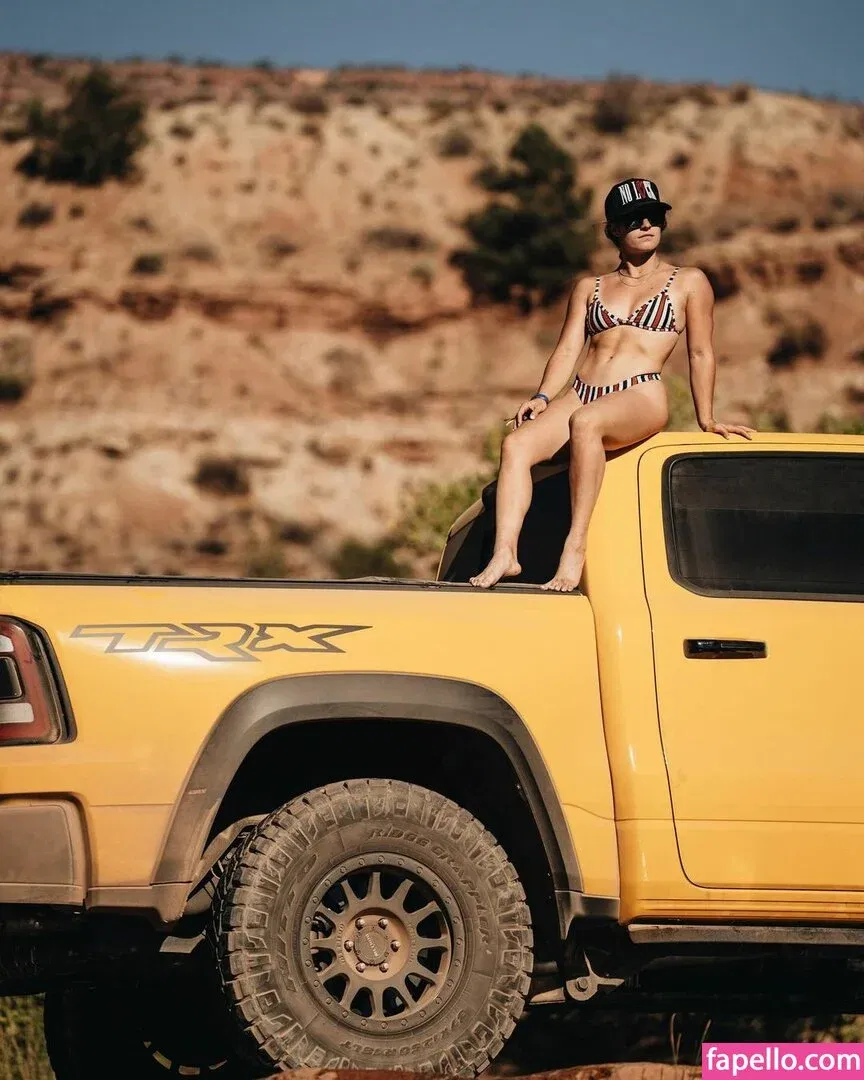 Demi Bagby Onlyfans Photo Gallery 