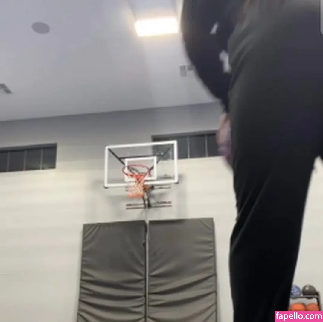 Demi Bagby Onlyfans Photo Gallery 