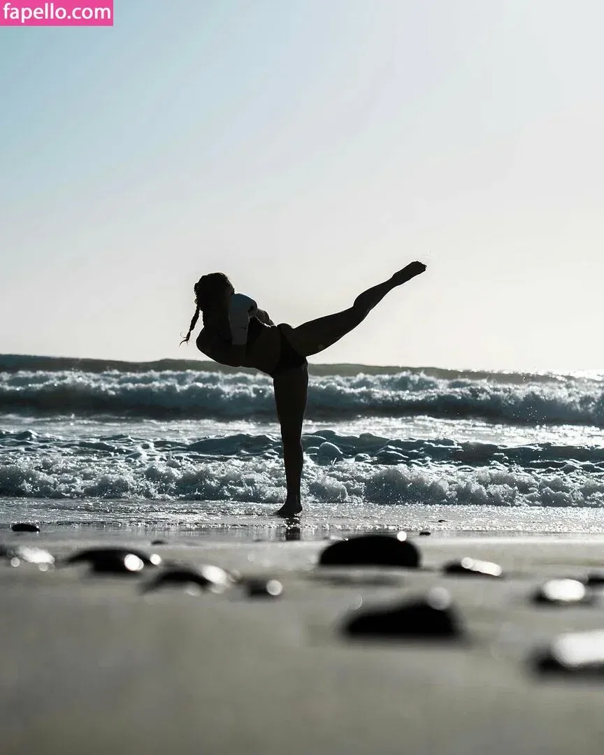 Demi Bagby Onlyfans Photo Gallery 