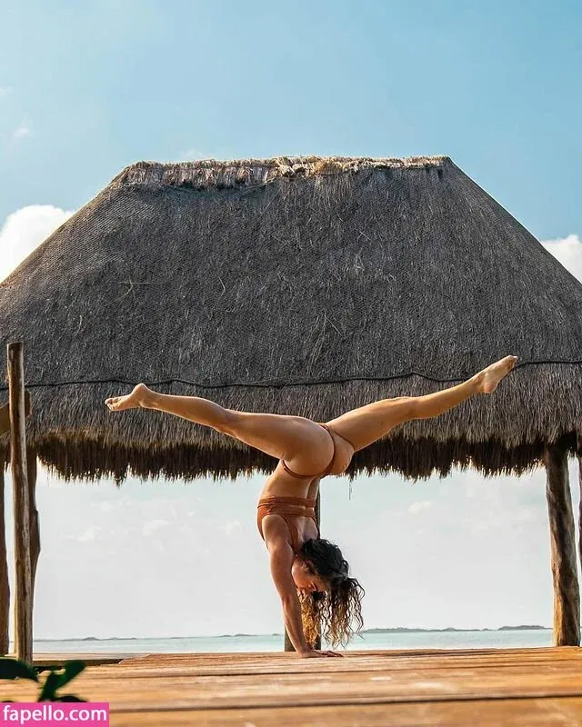 Demi Bagby Onlyfans Photo Gallery 