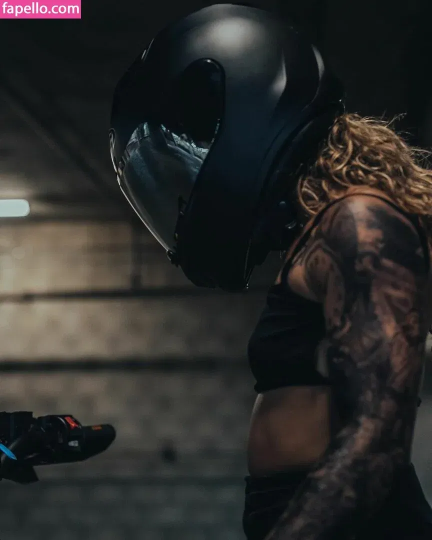 Demi Bagby Onlyfans Photo Gallery 