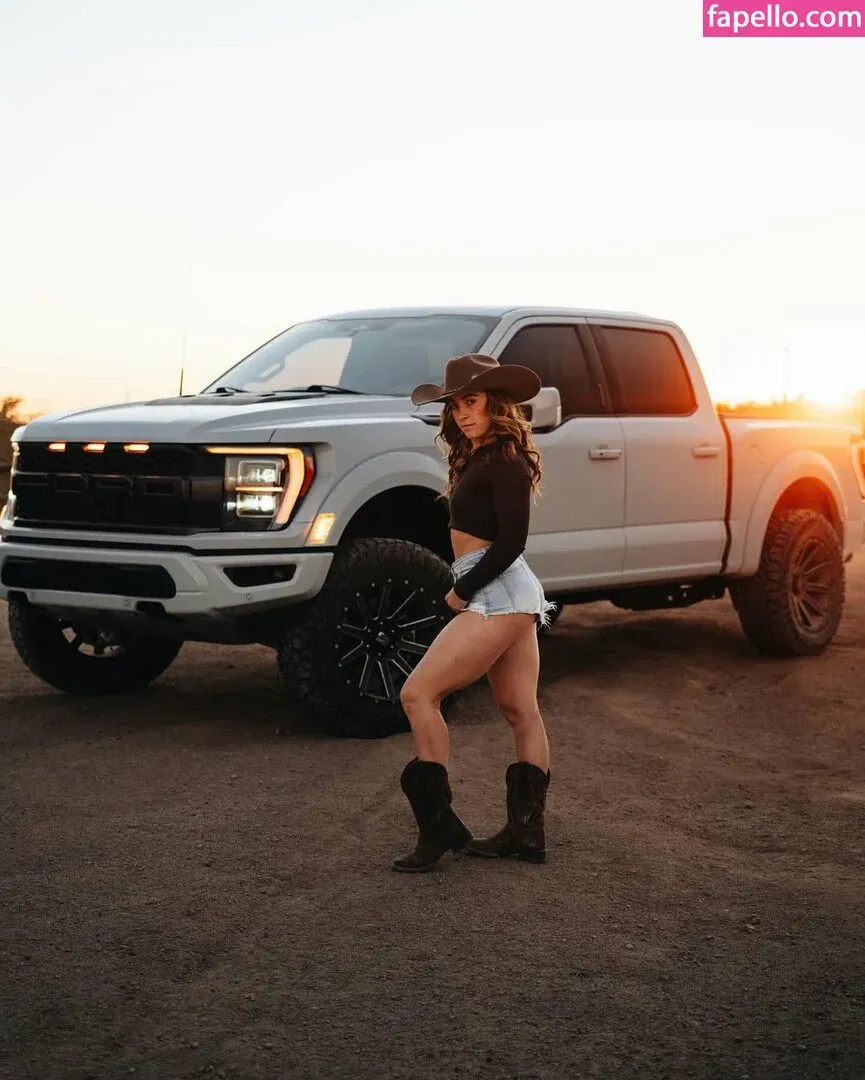 Demi Bagby Onlyfans Photo Gallery 