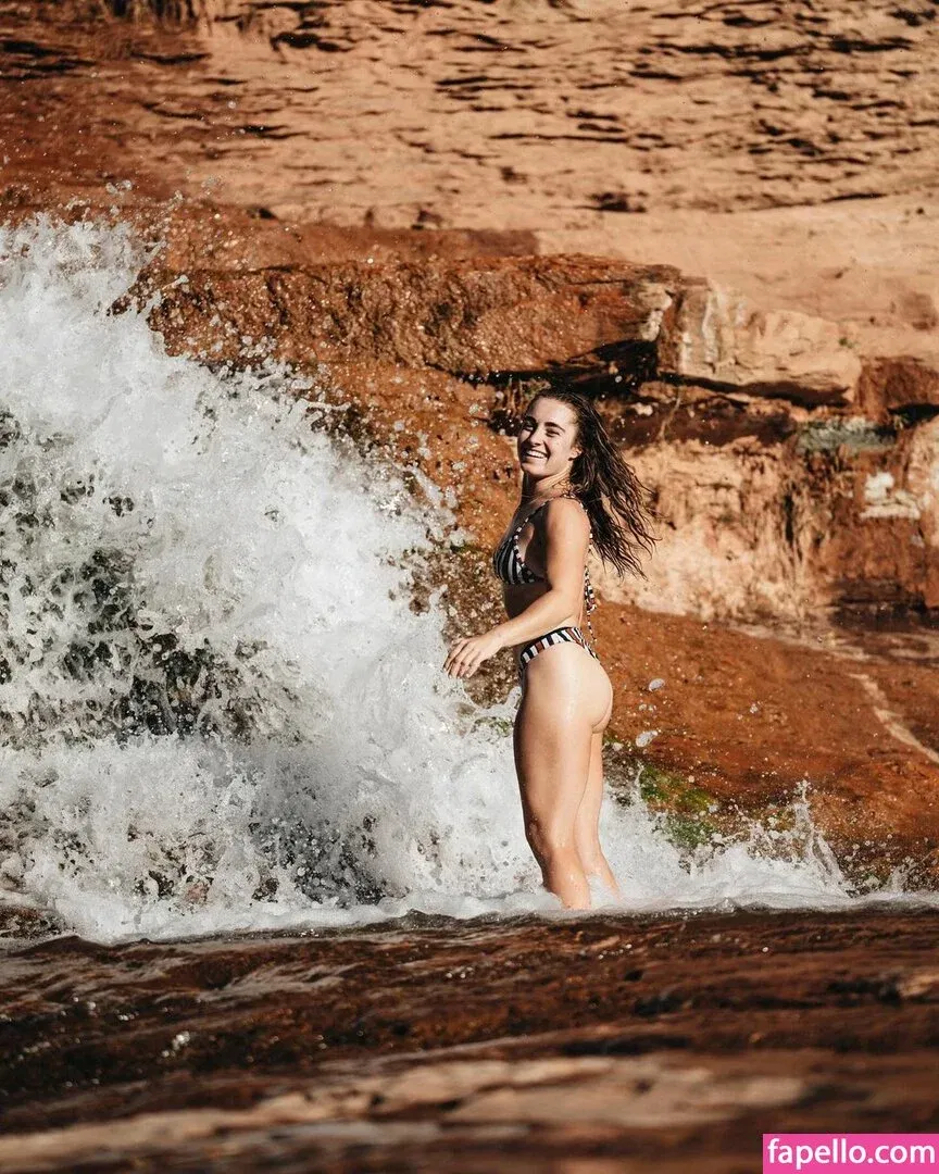 Demi Bagby Onlyfans Photo Gallery 