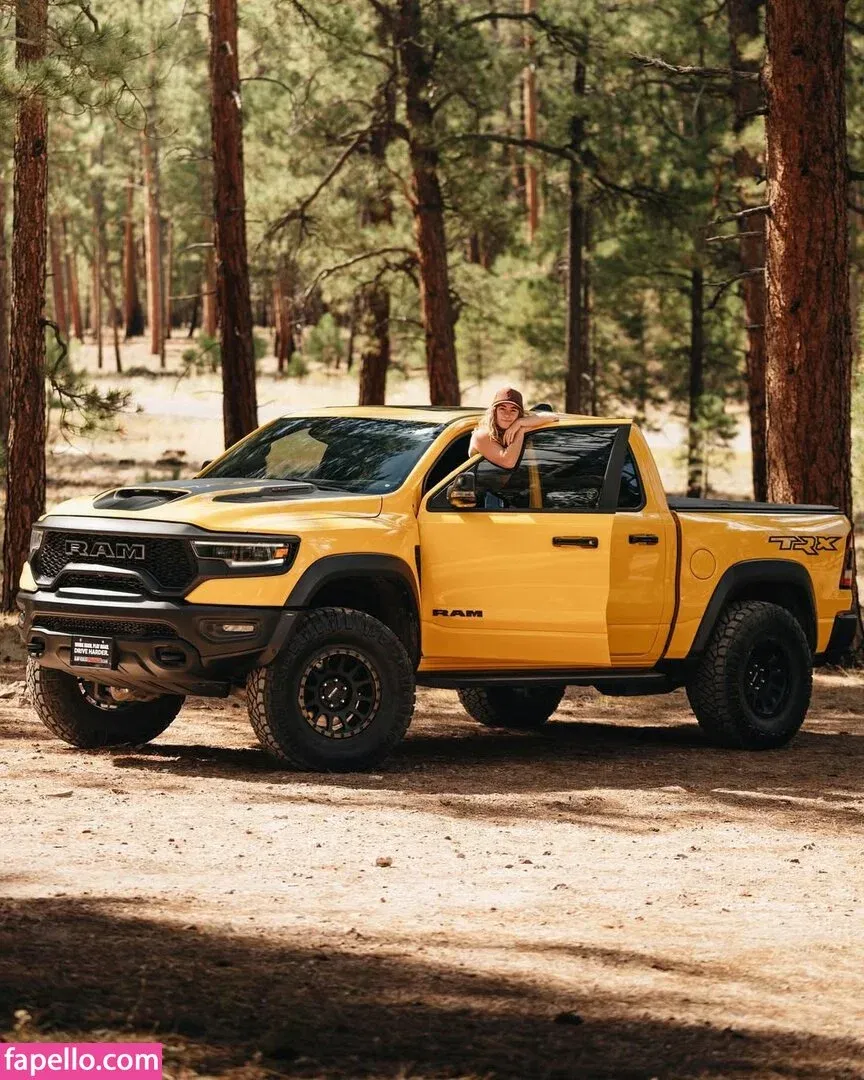 Demi Bagby Onlyfans Photo Gallery 