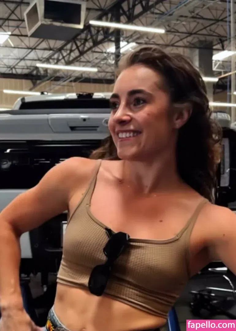 Demi Bagby Onlyfans Photo Gallery 