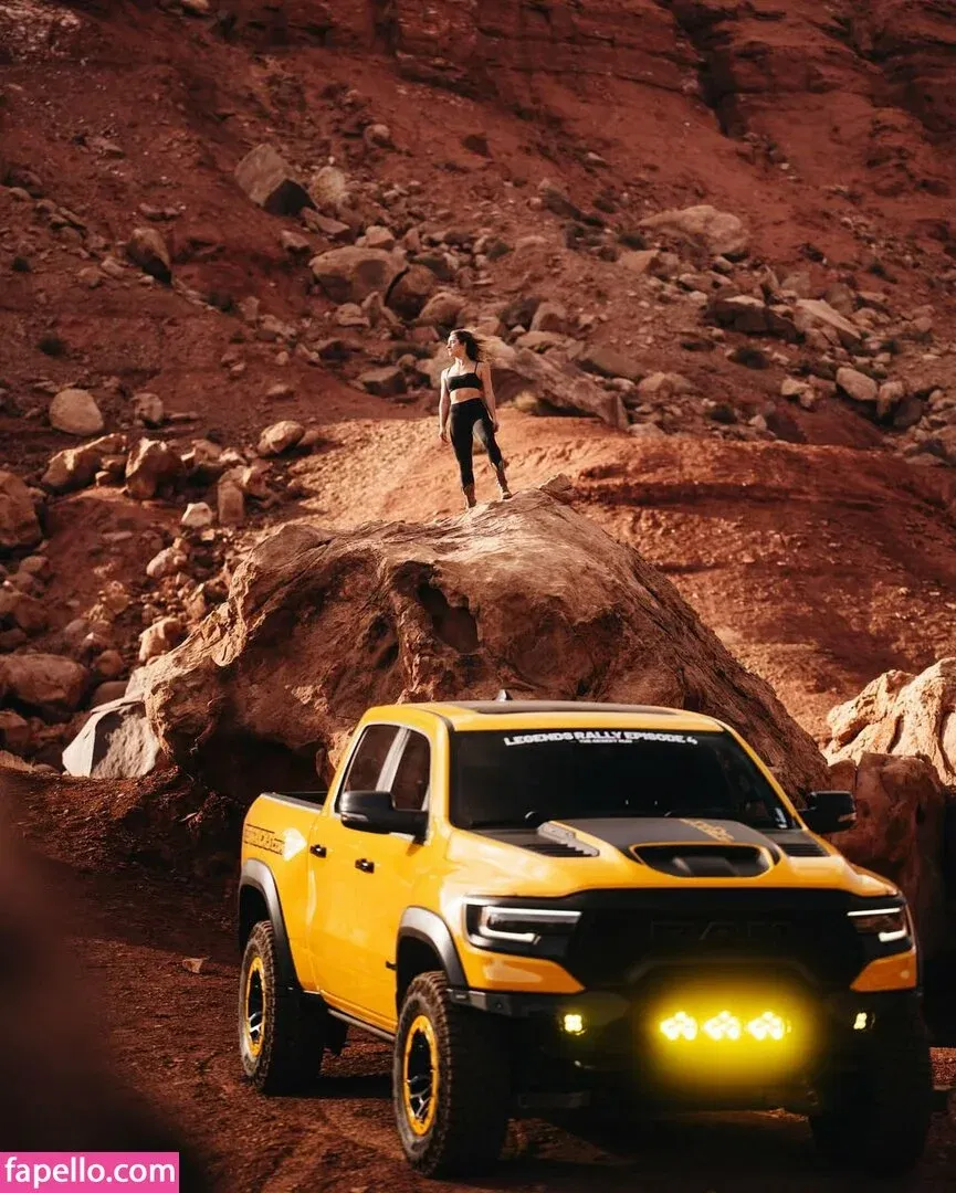 Demi Bagby Onlyfans Photo Gallery 