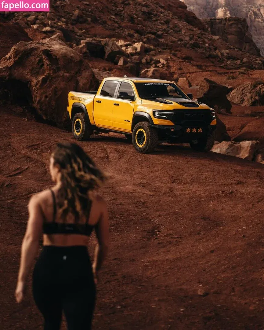 Demi Bagby Onlyfans Photo Gallery 