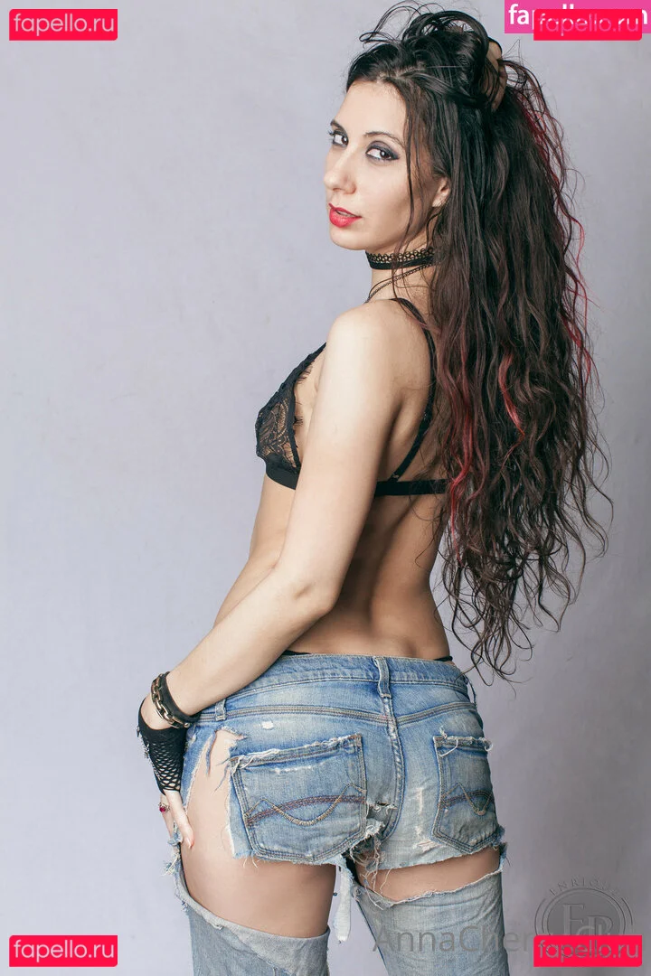 annacherrylive Onlyfans Photo Gallery 