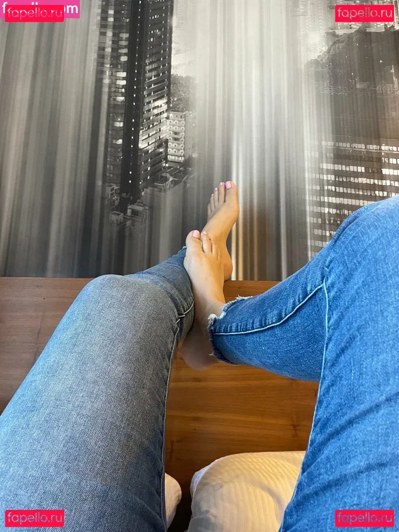 anafeetish Onlyfans Photo Gallery 